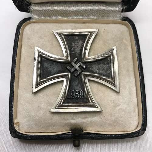 German WW2 Iron Cross 1st Class L59 by Alois Rettenmaier Cased