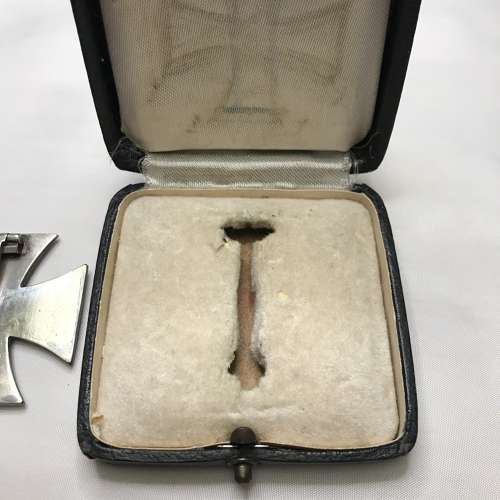 German WW2 Iron Cross 1st Class L59 by Alois Rettenmaier Cased
