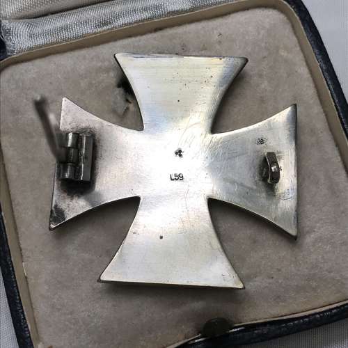 German WW2 Iron Cross 1st Class L59 by Alois Rettenmaier Cased