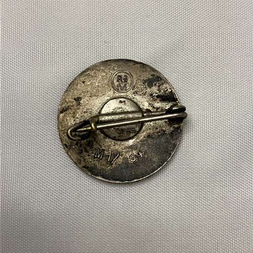 Nazi Party Enamel Badge M1/34 Karl Wurster