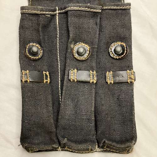 Luftwaffe MP38 MP40 Magazine Pouch