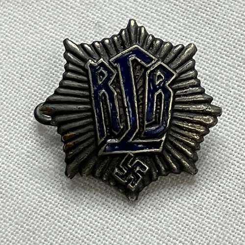 RLB Luftschutz Members Badge