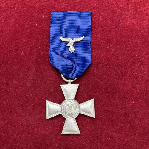 Luftwaffe 18 year service medal