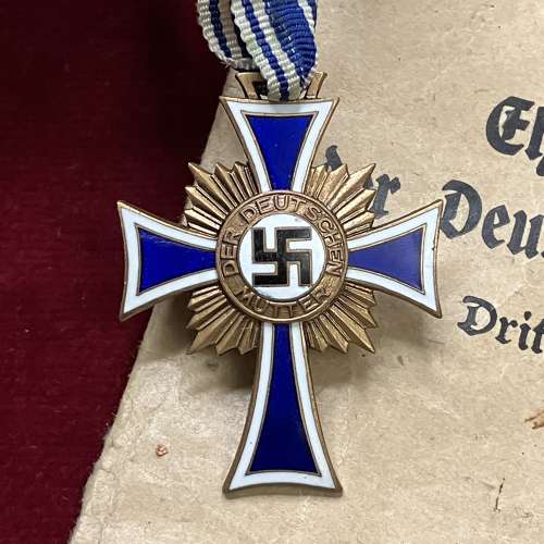 Mothers Cross in Bronze with packet of issue S&L