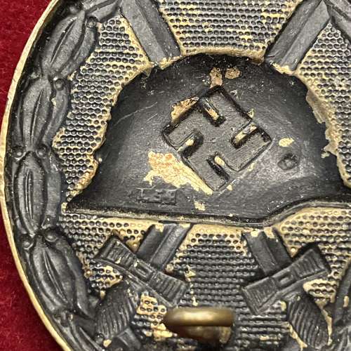 Black Wound Badge Maker Marked L/58