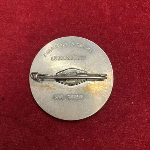 Hitlers Dank Badge Repro