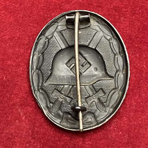 Black Wound Badge L/11 Deumer