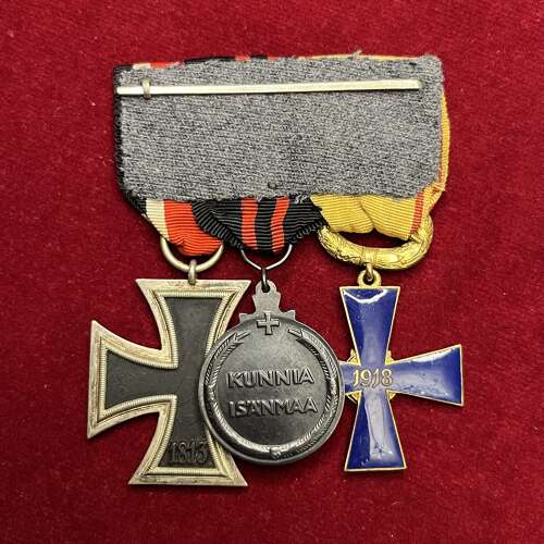 Finnish Medal Bar with Iron Cross 2nd Class
